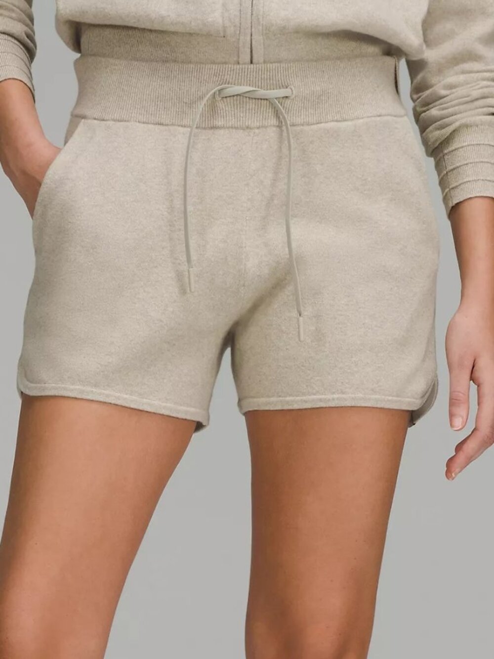 Cotton- Cashmere Knit HR short 4"
